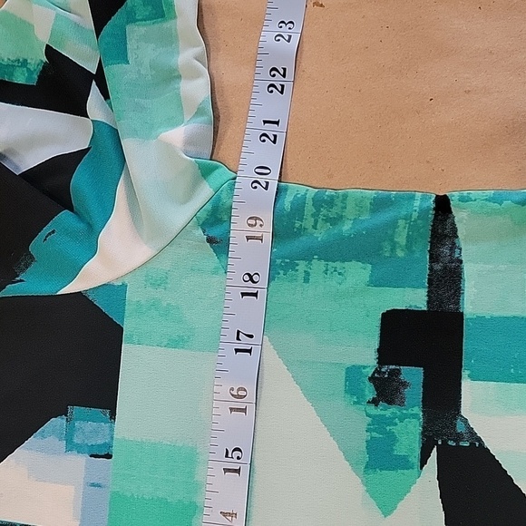 Alfani Size M Abstract Geometric Pattern Tunic w/ 3/4 Sleeves with Tie Cuffs - Picture 8 of 12